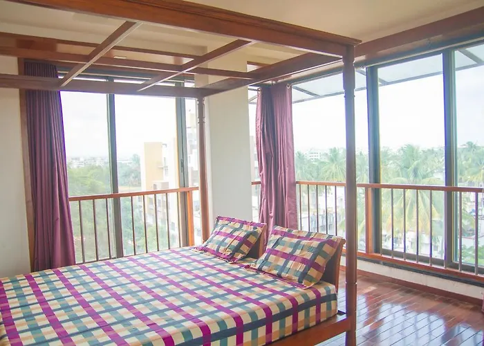 Gulmohar - Luxurious Penthouse Family Rooms